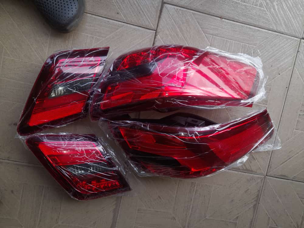 Camry back light 2010